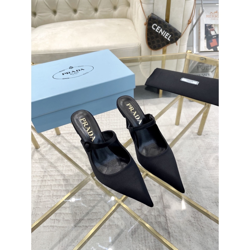 Pra*a high heels